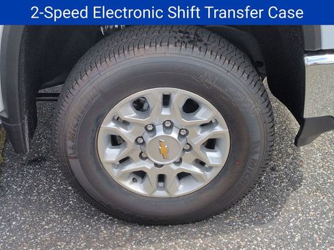 New 2026 Chevrolet Silverado 3500 LT AWD/4WD image 24