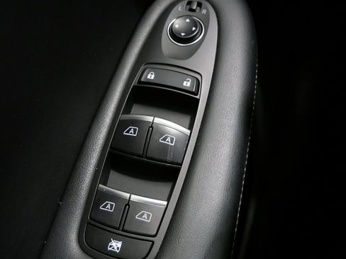 Used 2019 INFINITI QX50 Essential w/ Sensory Package image 14