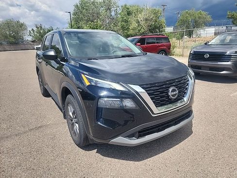 Used 2023 Nissan Rogue S AWD/4WD image 3