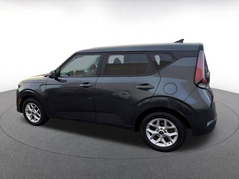 Used 2025 Kia Soul LX w/ LX Technology Package image 10