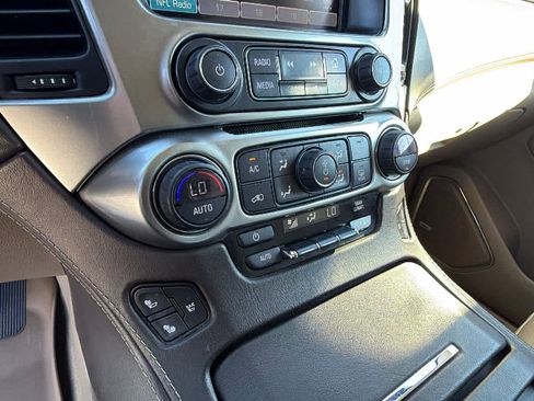 Used 2016 Chevrolet Suburban LTZ image 14