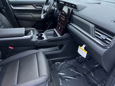 New 2026 GMC Terrain Elevation w/ Elevation Premium Package image 24