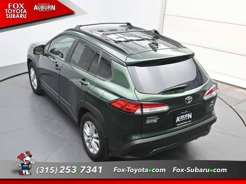 Used 2022 Toyota Corolla Cross LE w/ Moonroof Package AWD/4WD image 25