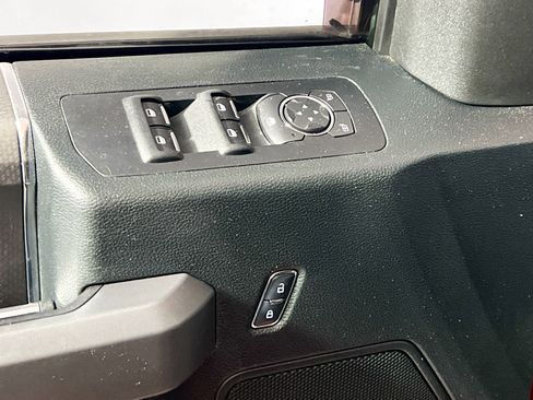 Used 2016 Ford F150 XLT w/ Equipment Group 301A Mid RWD image 16