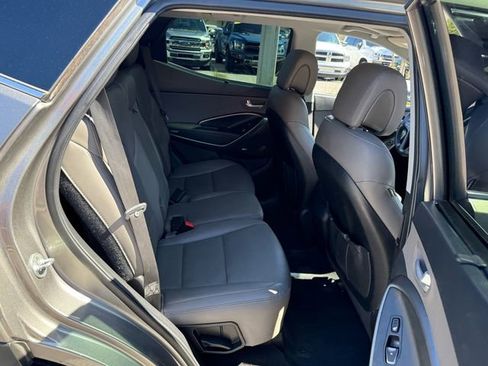 Used 2017 Hyundai Santa Fe Sport image 18