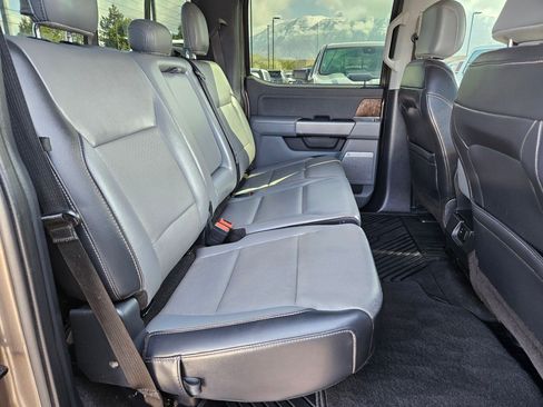 Used 2021 Ford F150 Lariat w/ Equipment Group 501A Mid AWD/4WD image 32