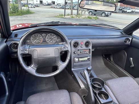 Used 1991 MAZDA MX-5 Miata RWD image 29