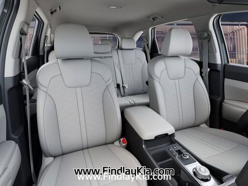 New 2026 Kia Sorento EX image 18