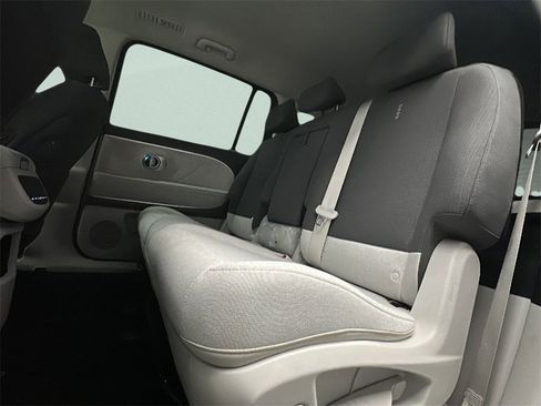 New 2026 Hyundai Ioniq 9 SE image 9