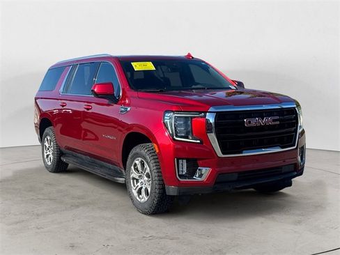 Used 2024 GMC Yukon XL SLE image 7