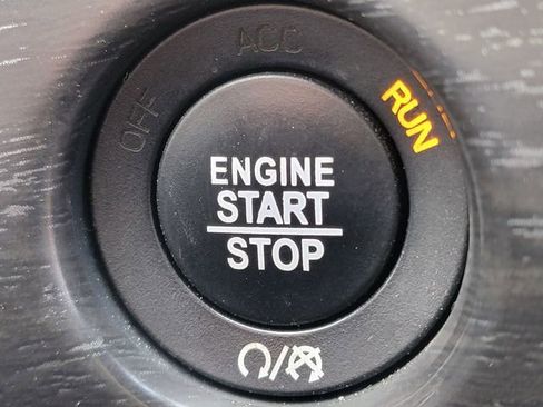 Certified 2018 Jeep Grand Cherokee Laredo image 7