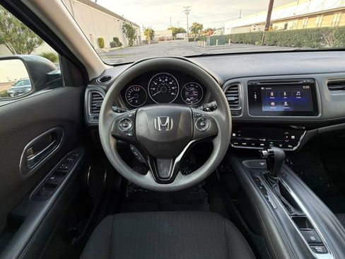 Used 2016 Honda HR-V EX image 15