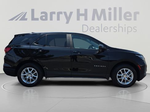 Used 2022 Chevrolet Equinox LS w/ LS Convenience Package AWD/4WD image 6