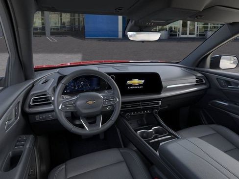 New 2026 Chevrolet Traverse LT w/ Driver Confidence Package FWD image 15