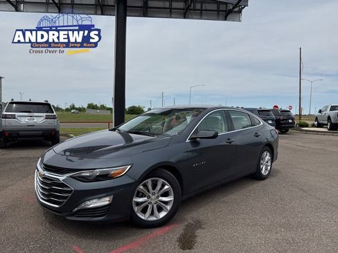 Used 2021 Chevrolet Malibu LT w/ Leather Package FWD image 1