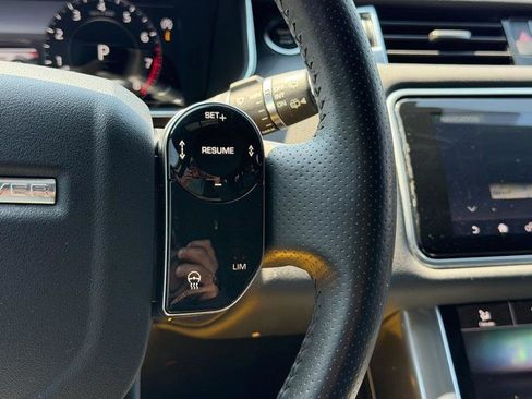 Used 2019 Land Rover Range Rover Sport HSE image 55