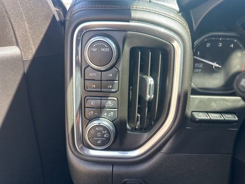 Used 2021 GMC Sierra 1500 AT4 w/ AT4 Premium Package AWD/4WD image 12