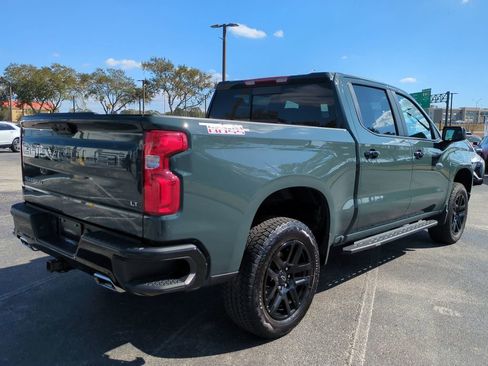 Used 2025 Chevrolet Silverado 1500 LT Trail Boss w/ Convenience Package II image 4