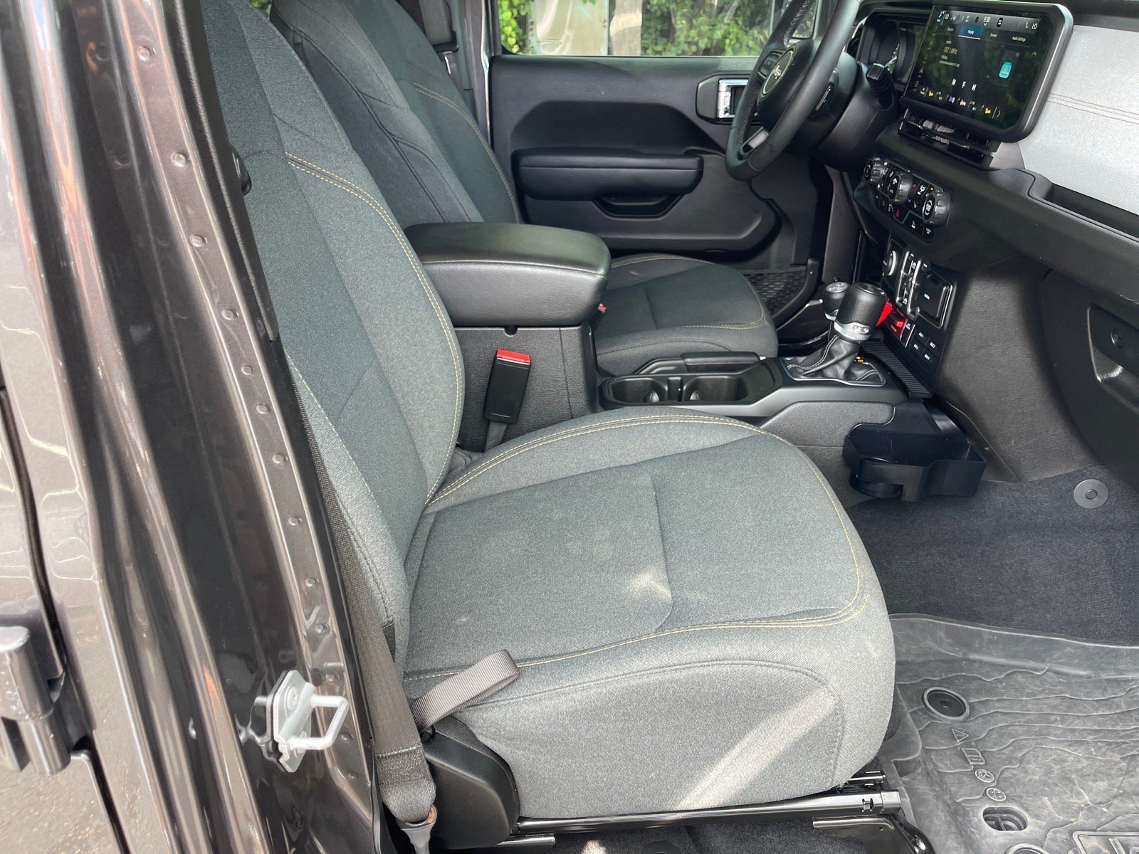Used 2025 Jeep Wrangler Unlimited Sport S 4xe AWD/4WD image 19