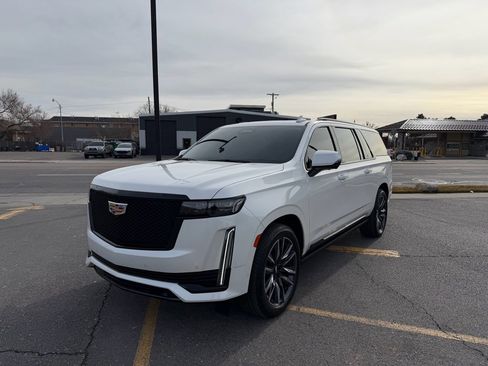 Certified 2023 Cadillac Escalade ESV Sport w/ Touring Package image 3