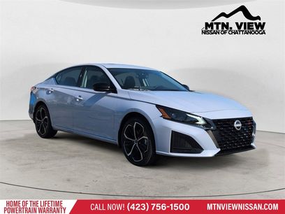 New 2025 Nissan Altima 2.5 SR w/ SR Premium Package
