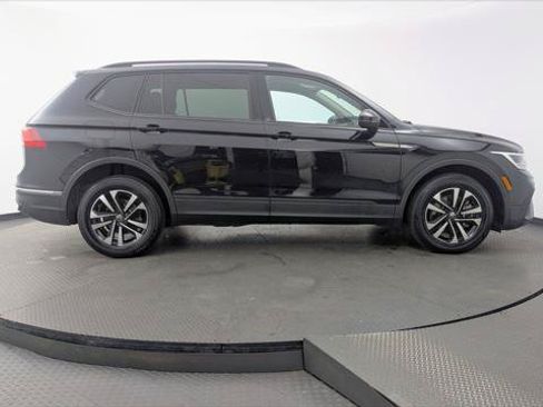 Used 2024 Volkswagen Tiguan S FWD image 9