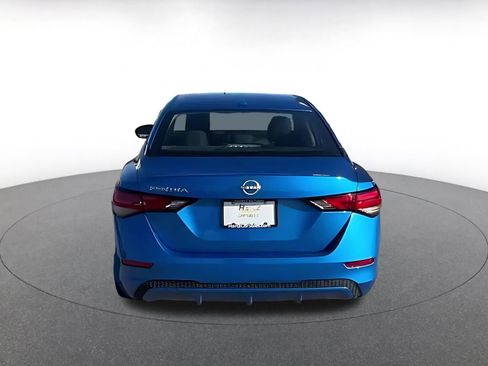 Used 2025 Nissan Sentra SV image 11
