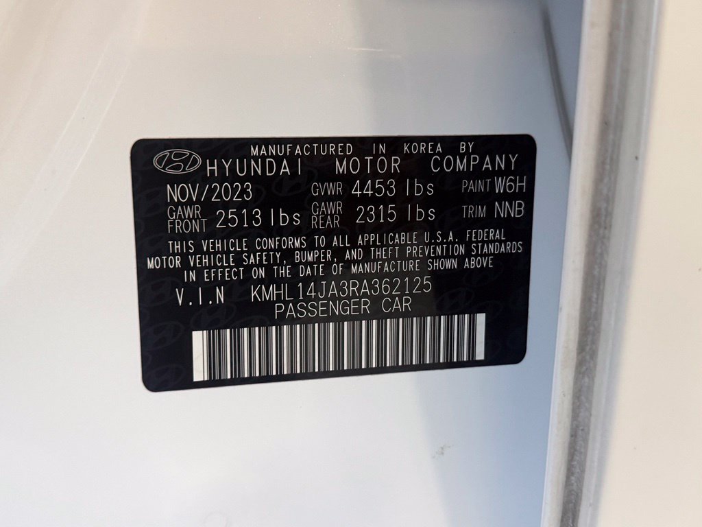 Certified 2024 Hyundai Sonata SEL w/ Convenience Package FWD image 28