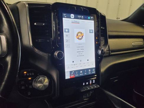 Used 2022 RAM 1500 Laramie AWD/4WD image 25