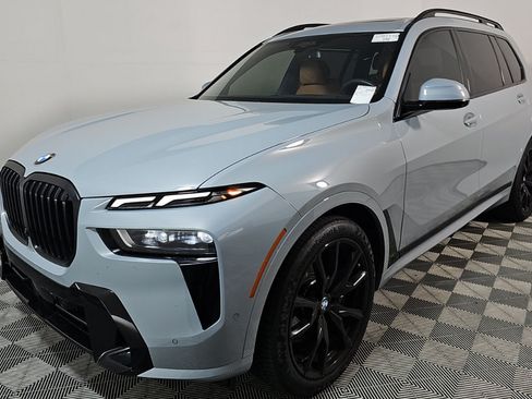 Used 2026 BMW X7 xDrive40i w/ M Sport Package AWD/4WD image 1