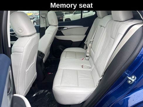 Used 2025 Buick Envision Avenir image 16