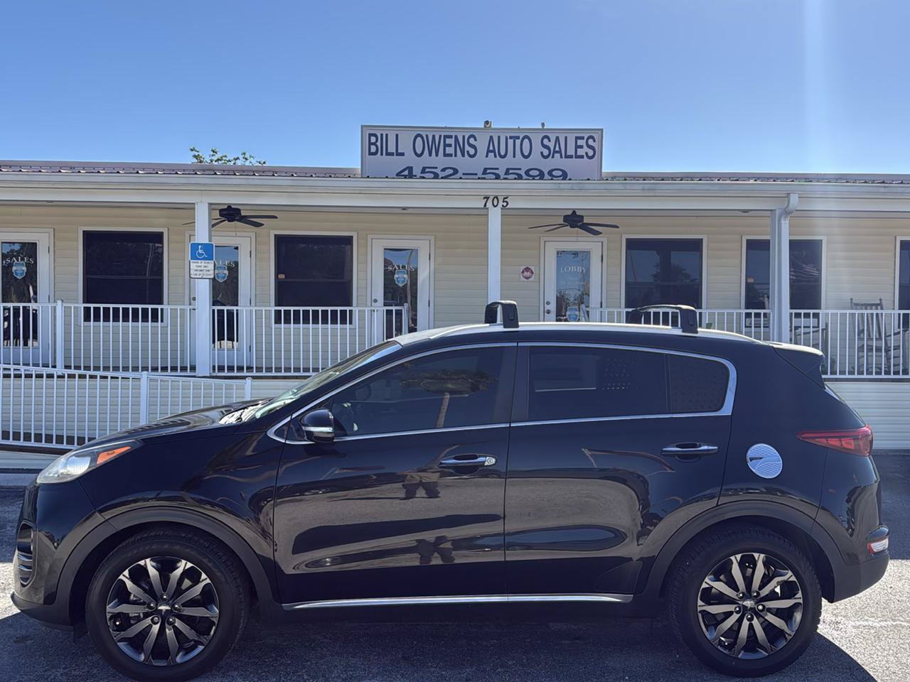 Used 2018 Kia Sportage EX w/ EX Sport Appearance Package FWD image 2