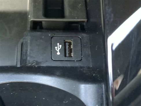 Used 2019 BMW X3 sDrive30i w/ Driving Assistance Package image 22