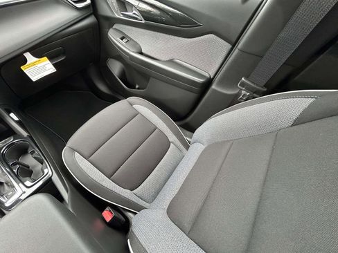 New 2026 Chevrolet TrailBlazer LT w/ Midnight Edition FWD image 14