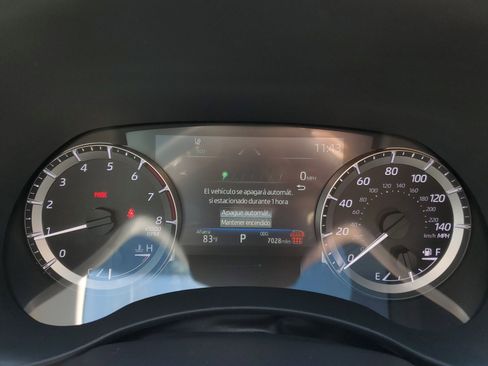 Used 2025 Toyota Highlander XLE image 26