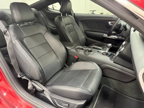 Used 2017 Ford Mustang Premium w/ Equipment Group 201A image 26