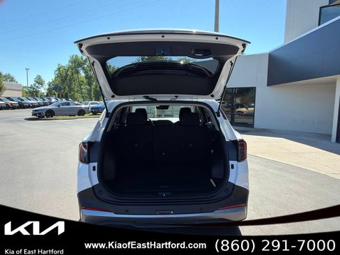 New 2026 Kia Sportage LX w/ LX Convenience Package AWD/4WD image 15
