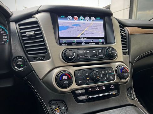 Used 2019 GMC Yukon XL Denali w/ Denali Ultimate Package image 57