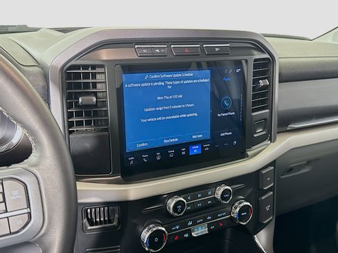 Used 2023 Ford F150 Lightning XLT image 18