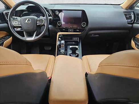 Used 2022 Lexus NX 250 FWD w/ Towing Package (2000 Lbs) image 17