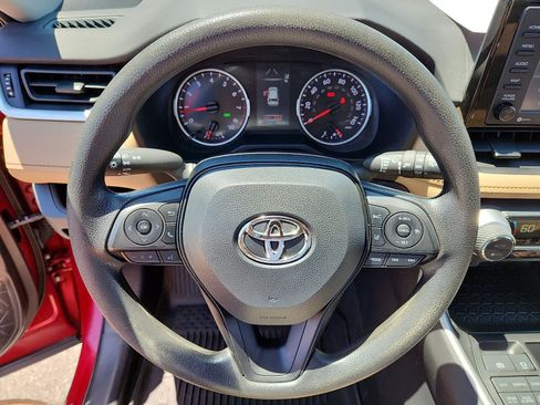 Certified 2022 Toyota RAV4 XLE w/ Convenience Package AWD/4WD image 21