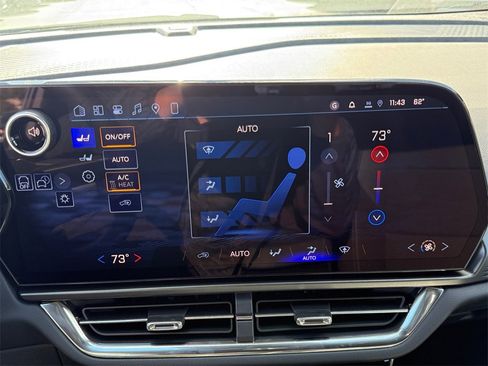 New 2026 Chevrolet Equinox EV LT w/ Midnight Package image 17