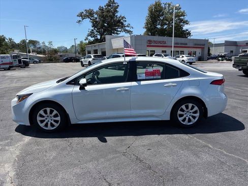 Used 2026 Toyota Corolla LE FWD image 26