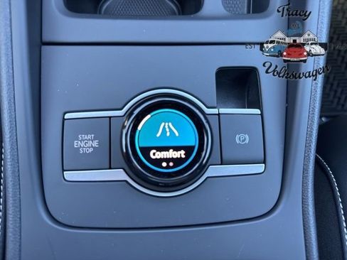 New 2025 Volkswagen Tiguan SE R-Line image 14