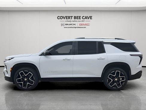 Used 2026 Chevrolet Traverse High Country image 5