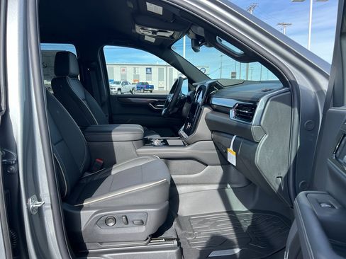 New 2026 GMC Yukon Elevation image 25