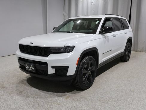 Used 2023 Jeep Grand Cherokee L Laredo AWD/4WD image 6