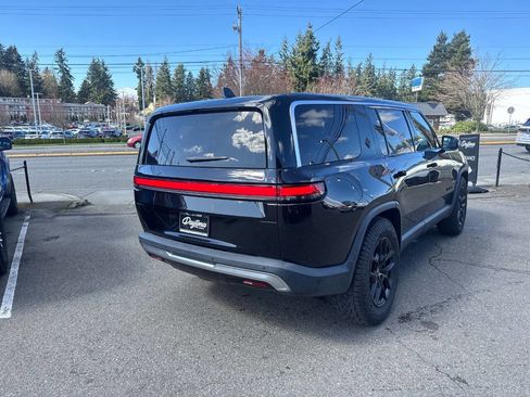 Used 2023 Rivian R1S Adventure image 3