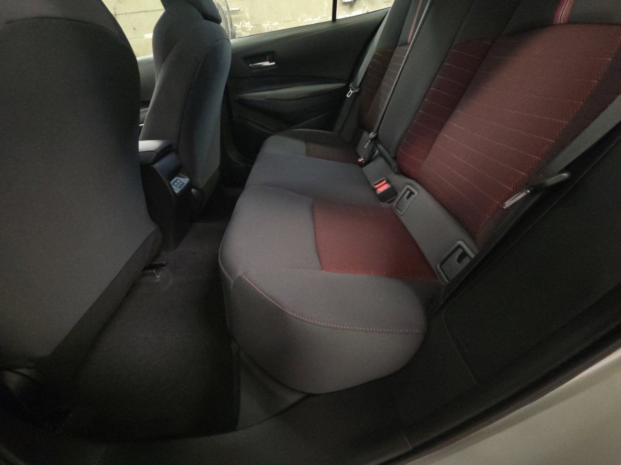 Used 2024 Toyota Corolla SE FWD image 17