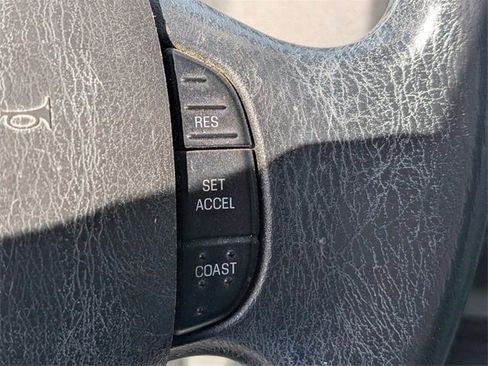 Used 2014 Ford E-350 and Econoline 350 Super Duty image 15